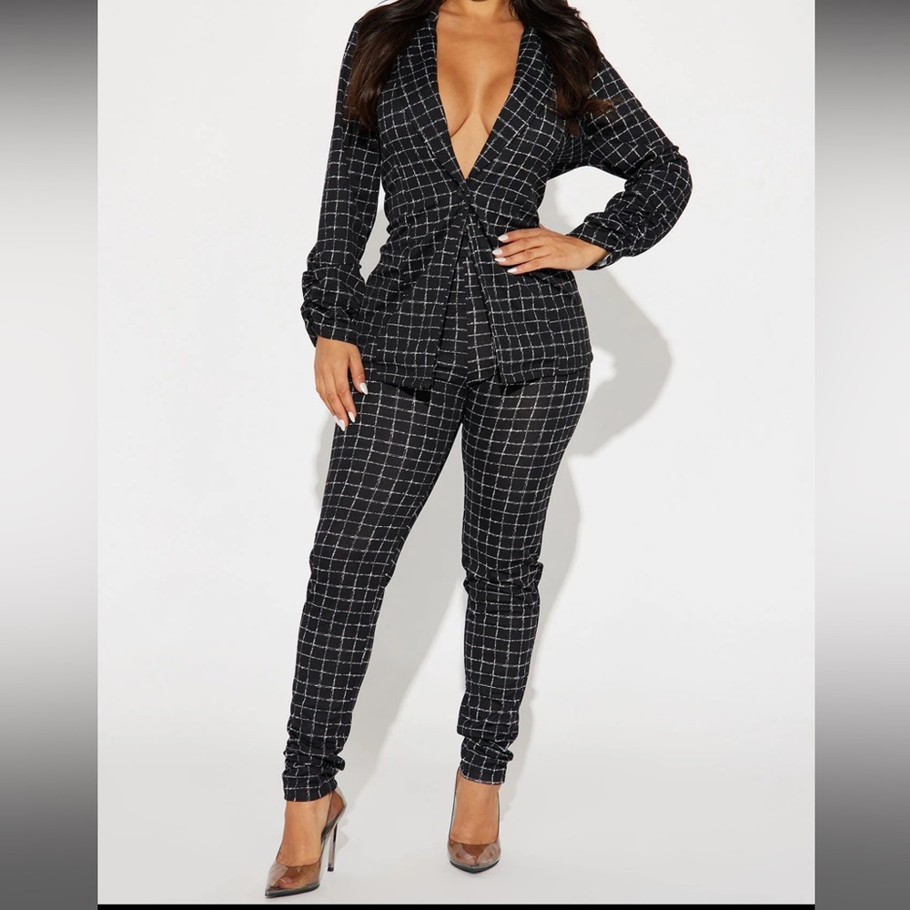 NWT Pant Set